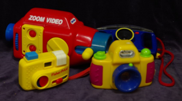 R19: Little Tikes Zoom Video & Fisher-Price cameras